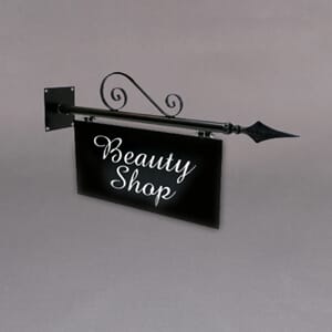 Basic skilt med tekst/logo 55x30cm m/tekst/logo