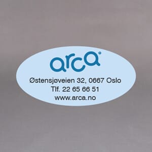 Etiketter ovale på rull